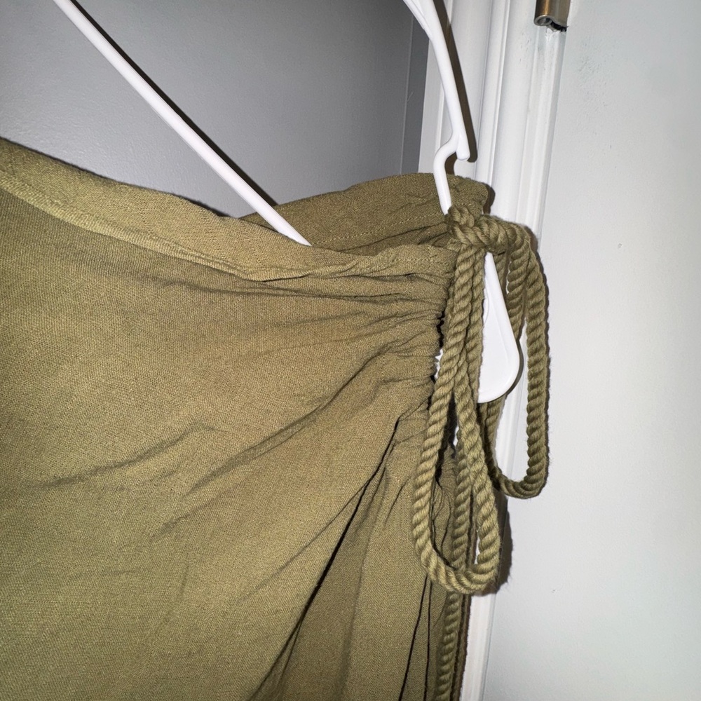 JLUXLABEL OLIVE DESTINATION LINEN SKIRT SET - Picture 5 of 8